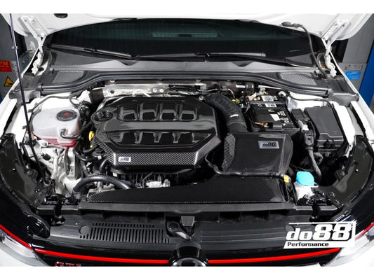 do88 karbonový kryt motoru pro Audi