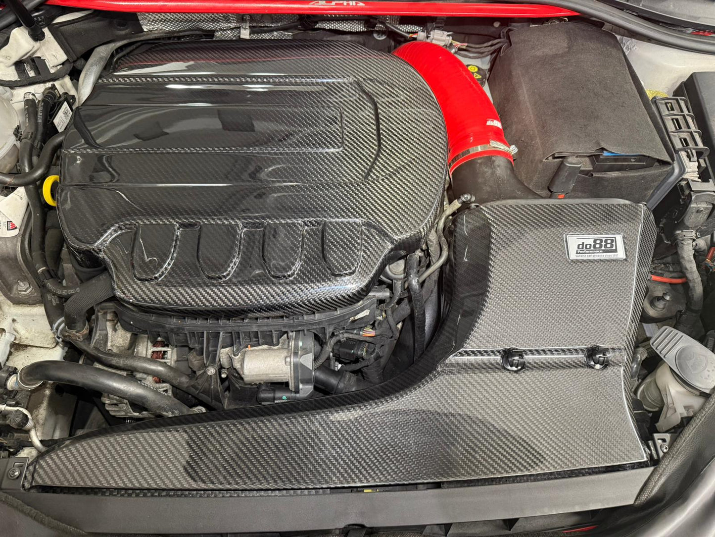 DO88 Karbonové sání 1.8TSI 2.0TSI MQB/MQB Evo - Škoda