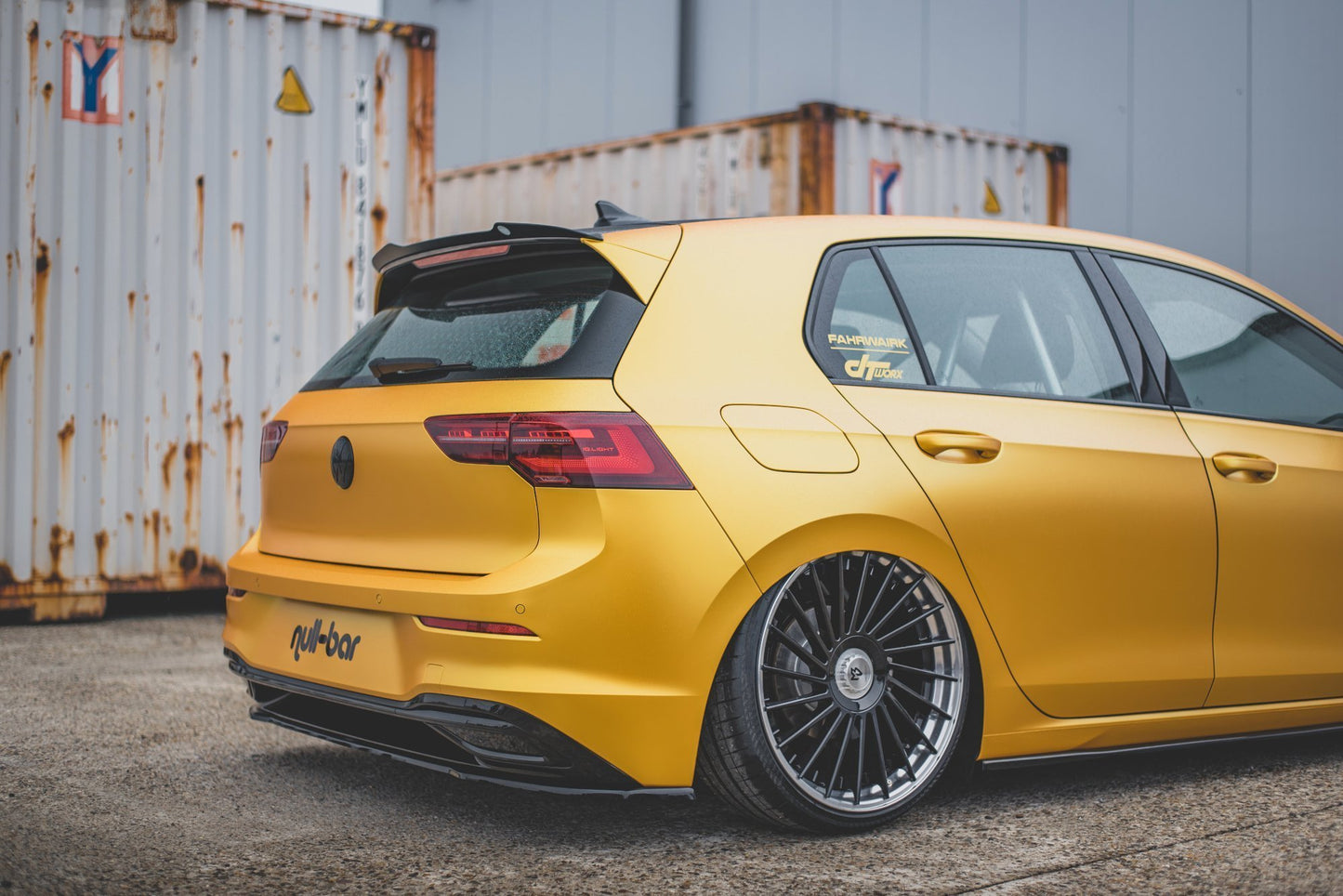Maxton Design prodloužení spoileru ver.1 pro Volkswagen Golf Mk8, plast ABS bez povrchové úpravy
