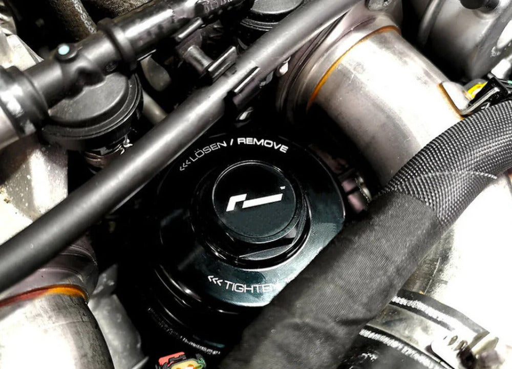 Racingline kovové pouzdro olejového filtru pro vozy Audi platformy B9 s motory 2.9 V6 a 3.0 V6