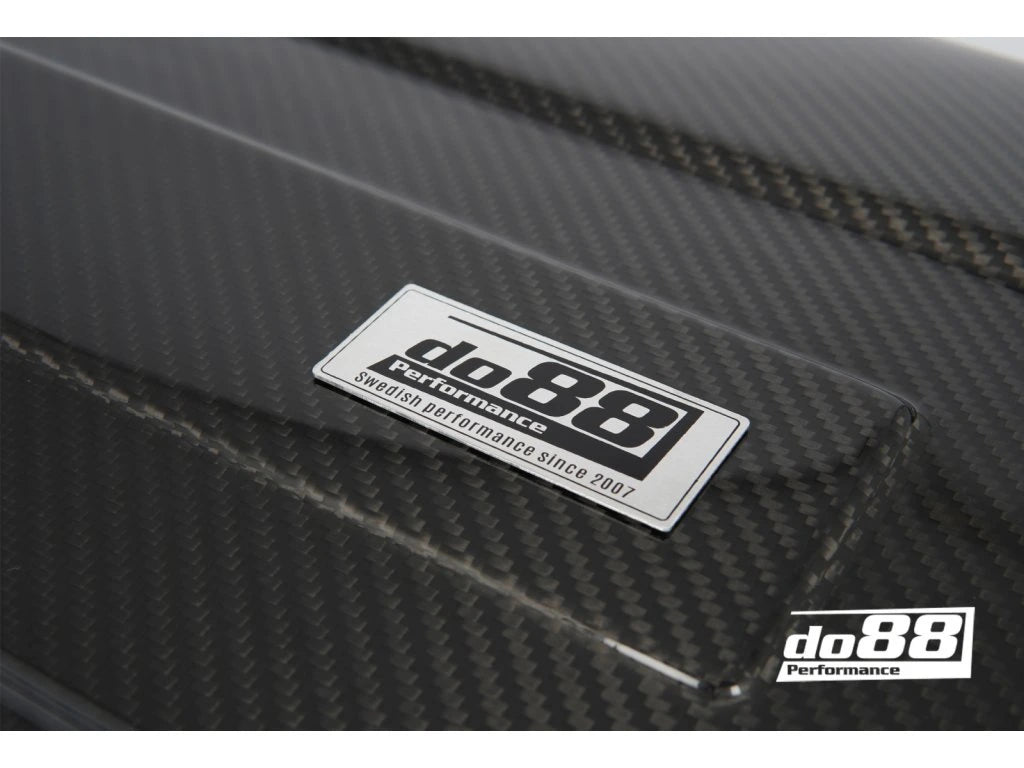 do88 karbonový kryt motoru pro Audi