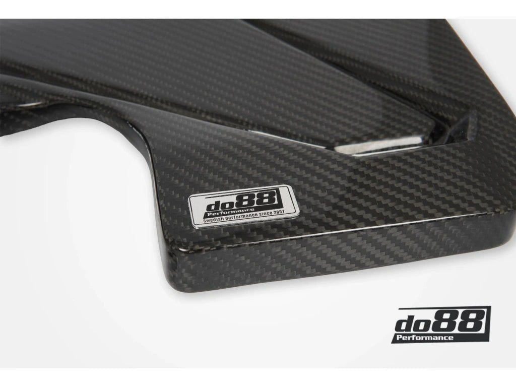 do88 karbonový kryt motoru Audi RS3 8V/8Y a TTRS 8S