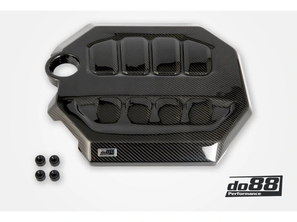 do88 karbonový kryt motoru pro Audi