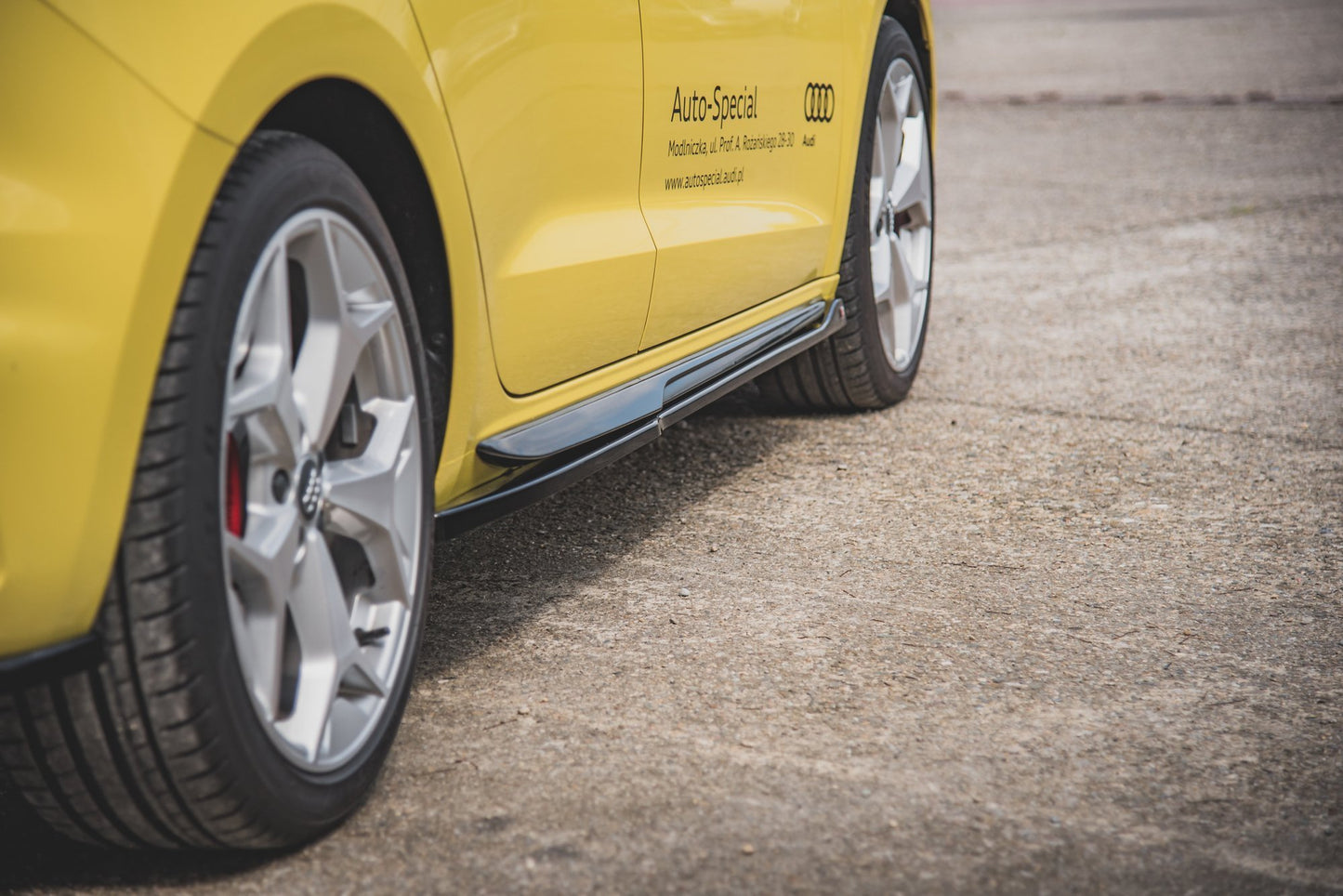 Maxton Design difuzory pod boční prahy pro Audi A1 GB, různé povrchové úpravy