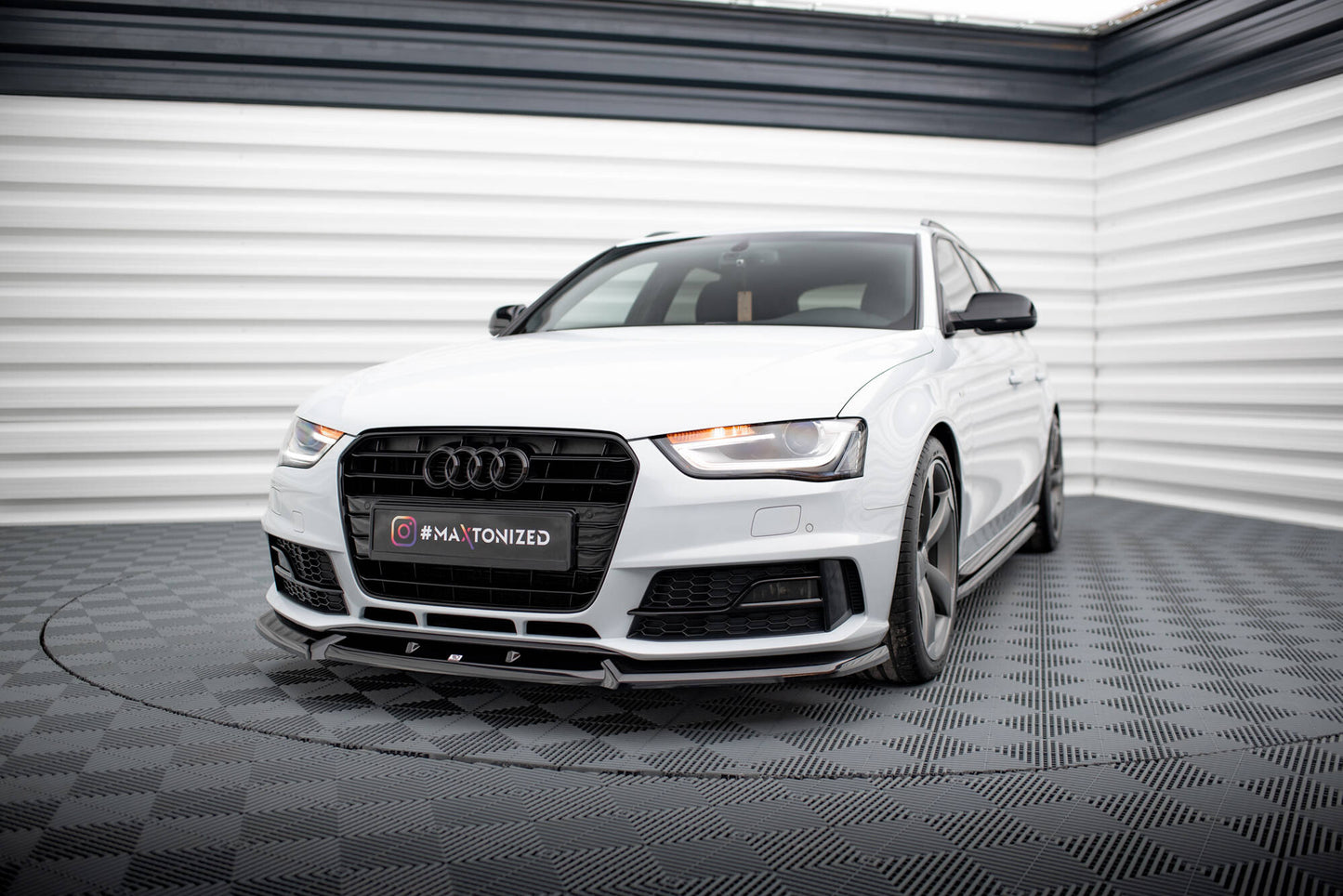 Maxton Design spoiler pod přední nárazník pro Audi A4 B8 Competition Facelift, černý lesklý plast ABS, Avant