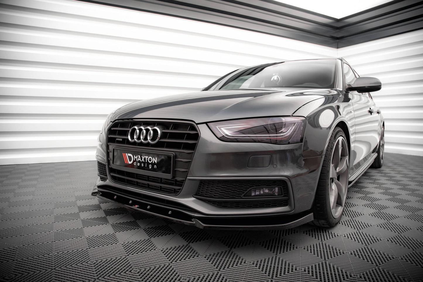 Maxton Design spoiler pod přední nárazník ver.3 pro Audi A4 B8 FL, černý lesklý plast ABS, Sedan/Avant S-Line