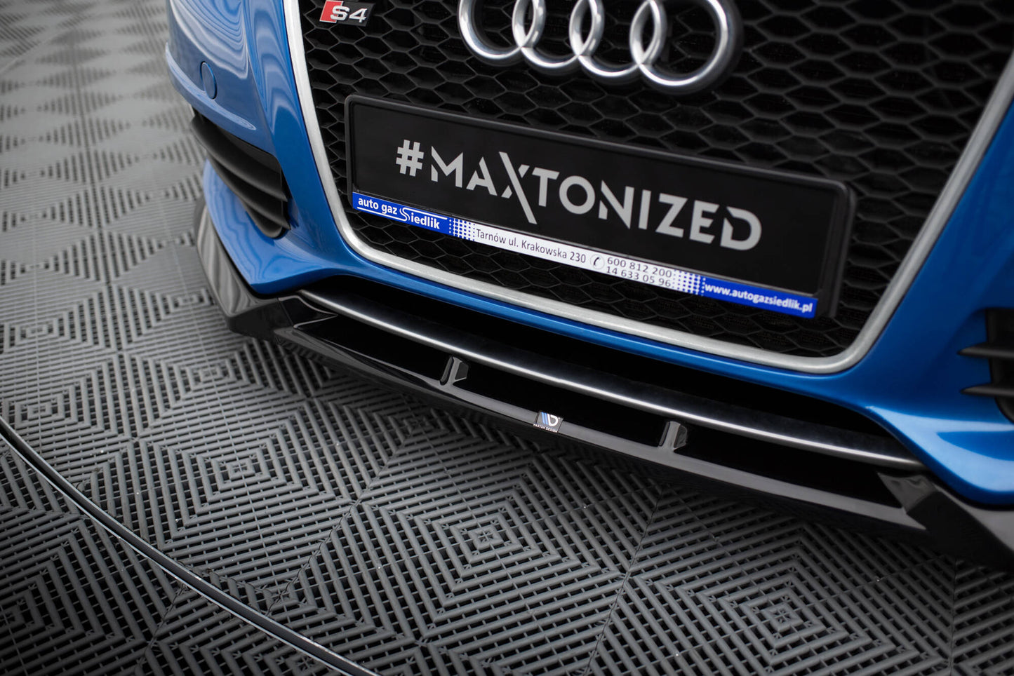 Maxton Design spoiler pod přední nárazník ver.4 pro Audi A4 B8, černý lesklý plast ABS, S-line Sedan/Avant