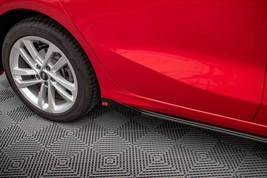 Maxton Design křidélka bočních difuzorů pro Audi A3 8Y, černý lesklý plast ABS