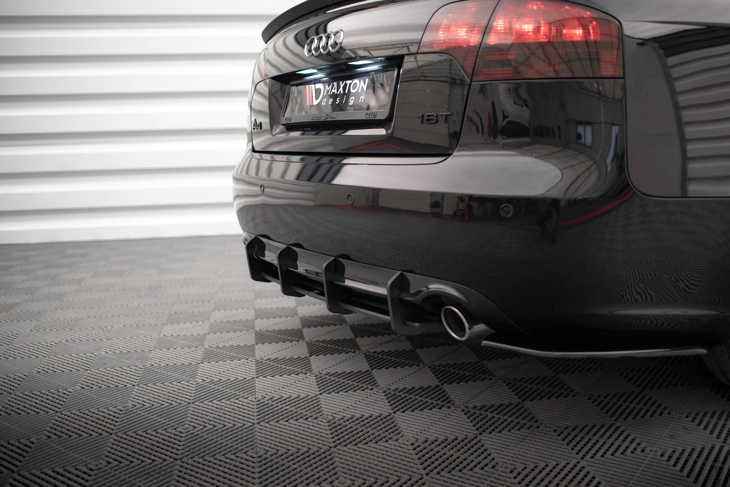 Maxton Design "Street Pro" difuzor zadního nárazníku pro Audi A4 B7, plast ABS bez povrchové úpravy, S-Line