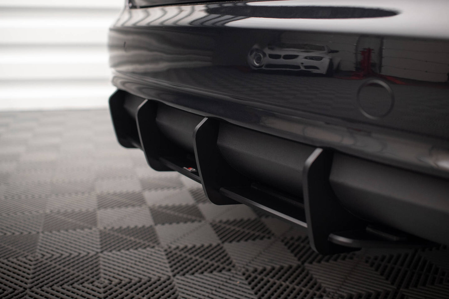 Maxton Design "Street Pro" difuzor zadního nárazníku pro Audi A4 B8 FL, plast ABS bez povrchové úpravy