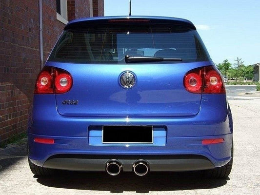 Maxton Design vložka zadního nárazníku pro Volkswagen Golf Mk5, plast ABS bez povrchové úpravy, se dvěma výřezy pro R32 výfuk