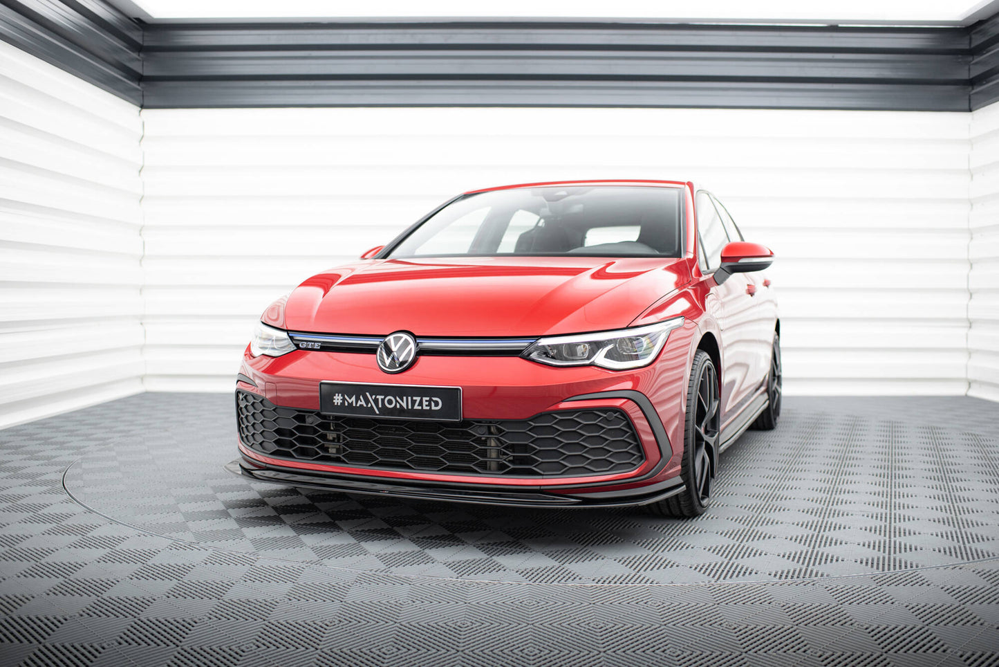 Maxton Design spoiler pod přední nárazník ver.5 pro Volkswagen Golf GTD Mk8, černý lesklý plast ABS