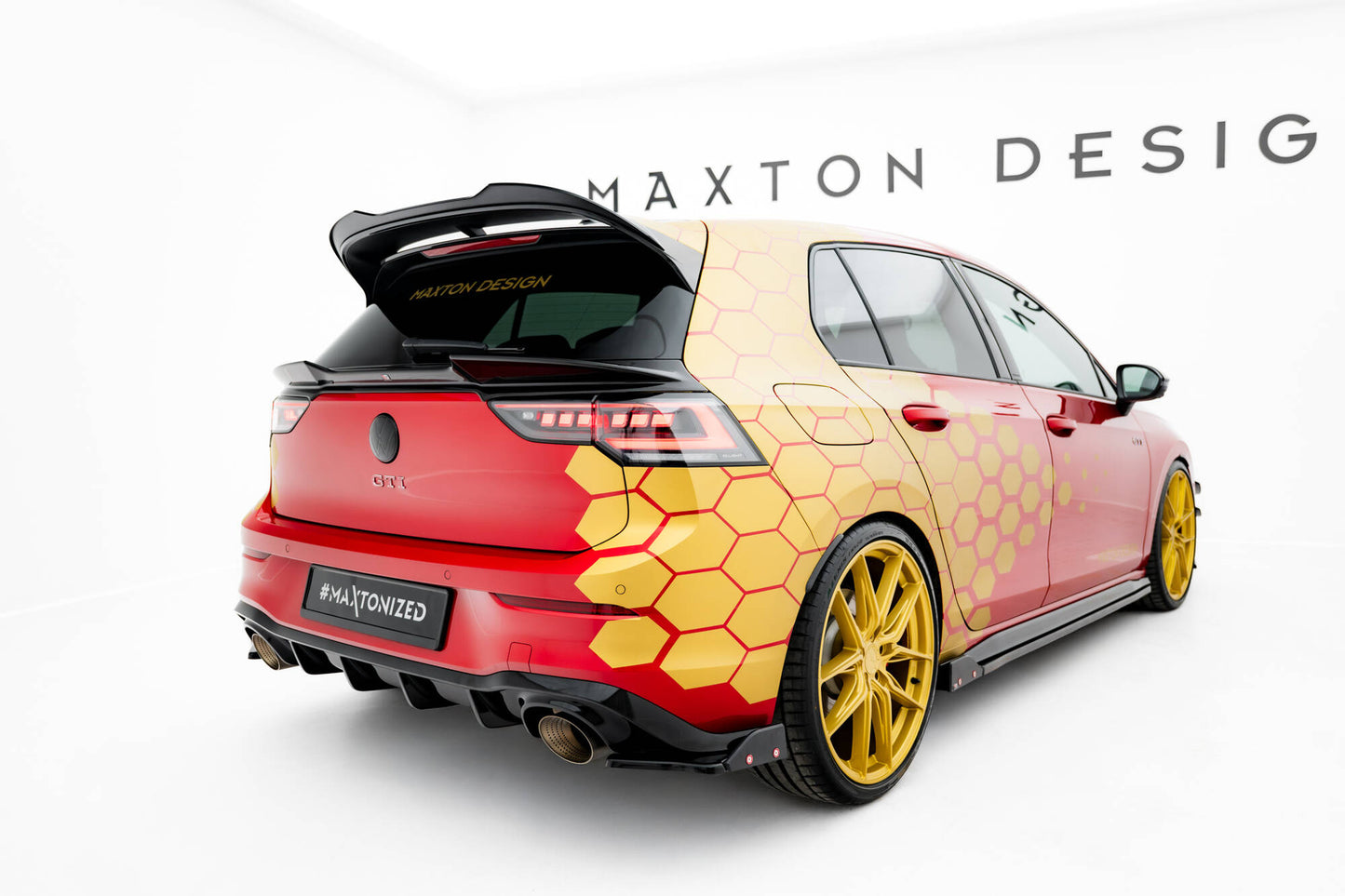 Maxton Design spodní prodloužení spoileru 3d pro Volkswagen Golf Mk8, Mk8 Facelift, černý lesklý plast ABS