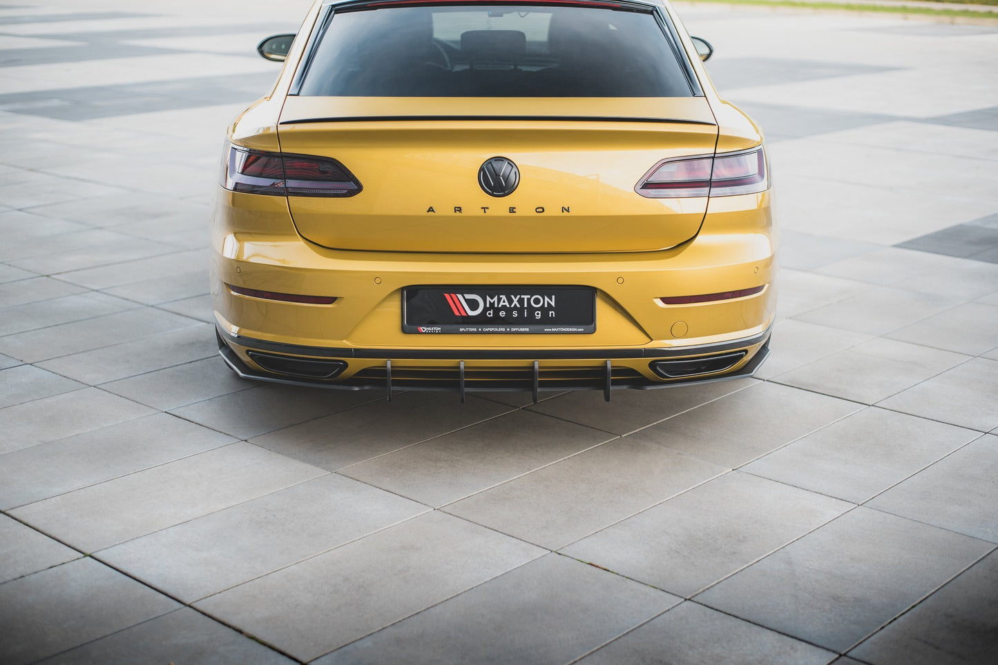 Maxton Design "Racing durability" vložka zadního nárazníku pro Volkswagen Arteon, plast ABS bez povrchové úpravy