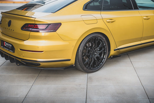Maxton Design "Racing durability" vložka zadního nárazníku s křidélky pro Volkswagen Arteon, černý lesklý plast ABS, s červenou linkou