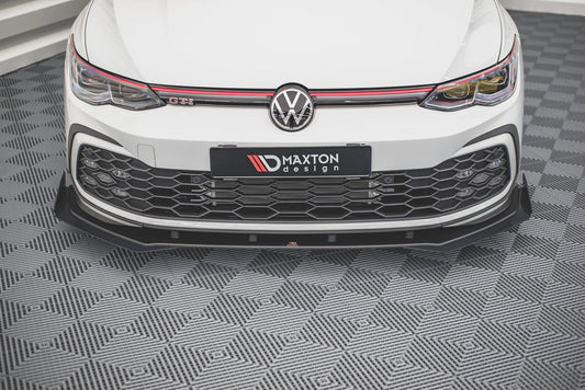 Maxton Design "Racing durability" spoiler pod přední nárazník s rohovými splittery pro Volkswagen Golf GTD Mk8, plast ABS bez povrchové úpravy, s červenou linkou