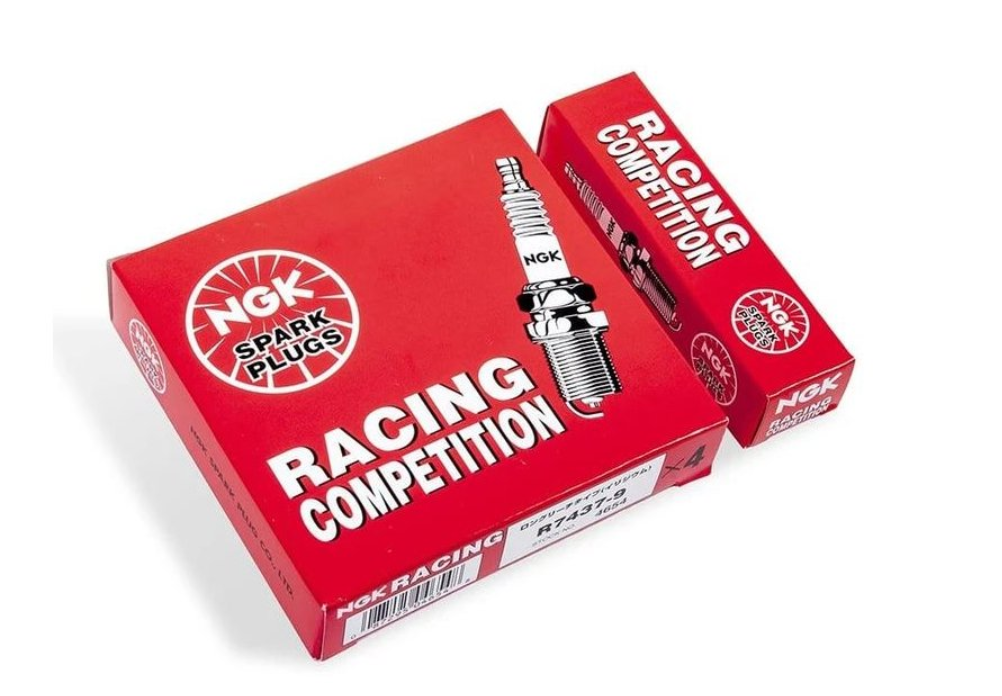 NGK Racing sportovní svíčky Audi RS3 8V/TTRS 8S DAZA/DNWA